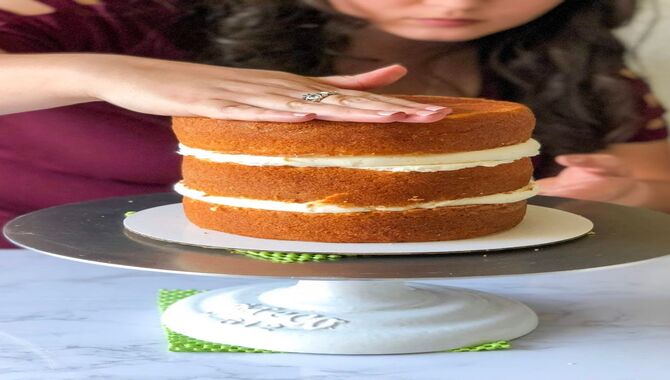Common Mistakes Made While Decorating Cakes
