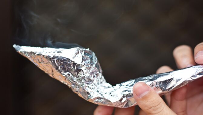 How Do You Make A Pipe Out Of Tinfoil