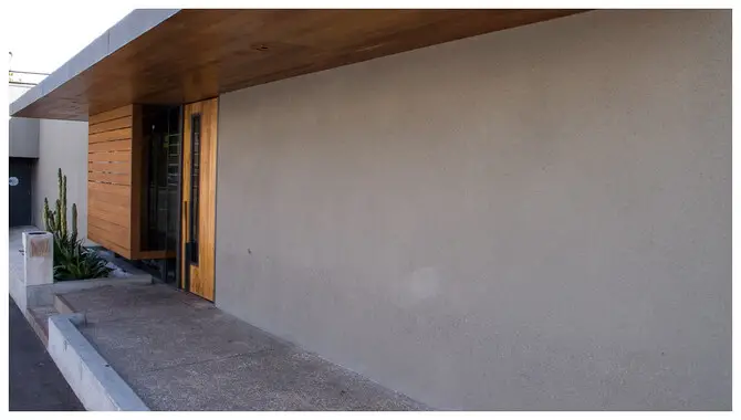 How Do You Smooth A Concrete Wall