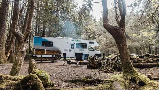 Should You Leave Your RV Plugged In All The Time