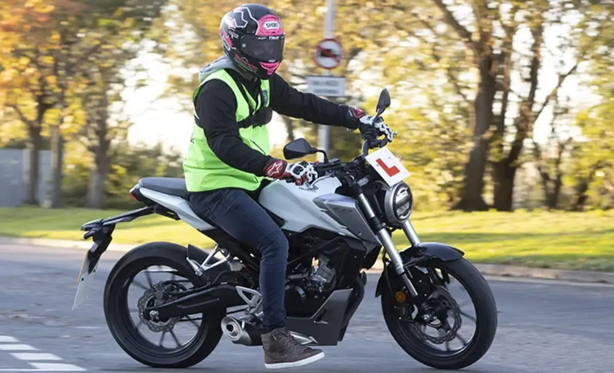 How Much Do Motorbike Lessons Cost