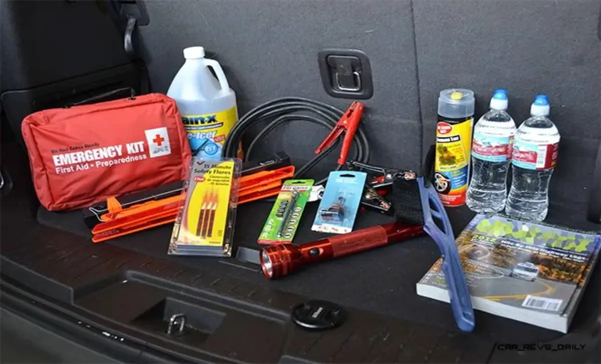 What To Carry In Your Car- 15 Things That Will Come In Handy