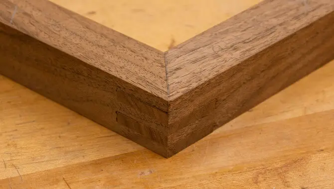 How To Make Mitered Edge Joints With A Saw Easily
